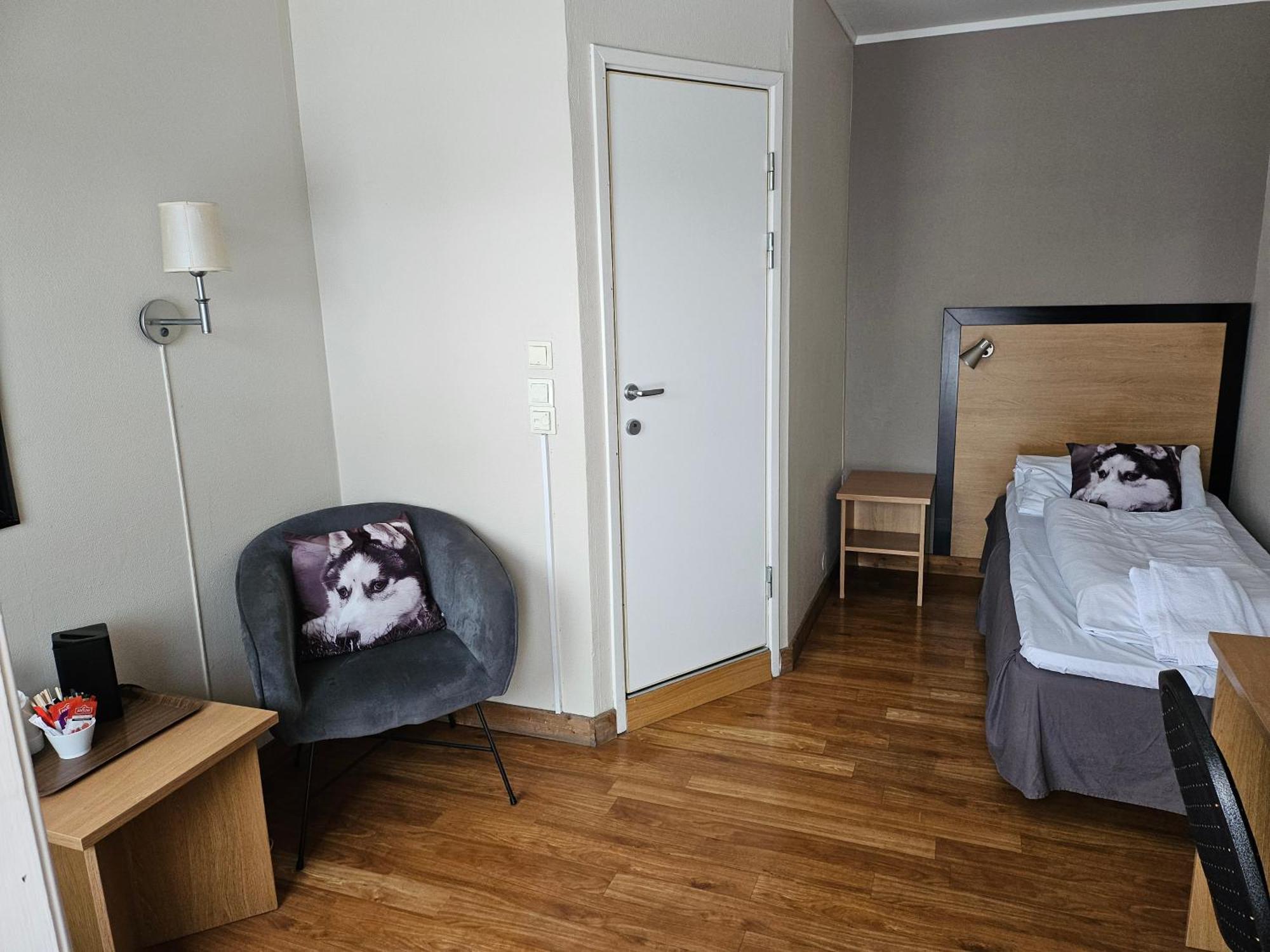 Motell Lier Exteriér fotografie