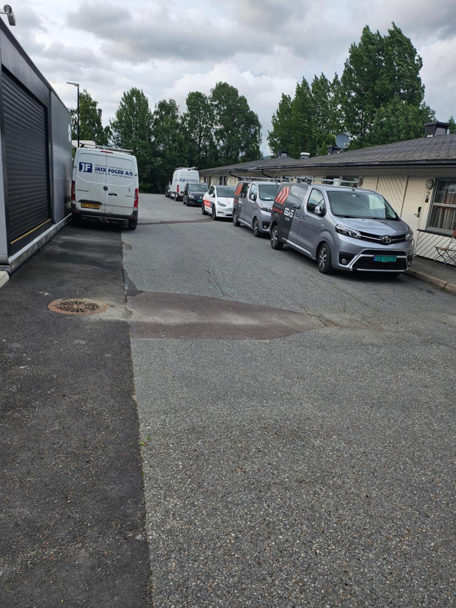 Motell Lier Exteriér fotografie