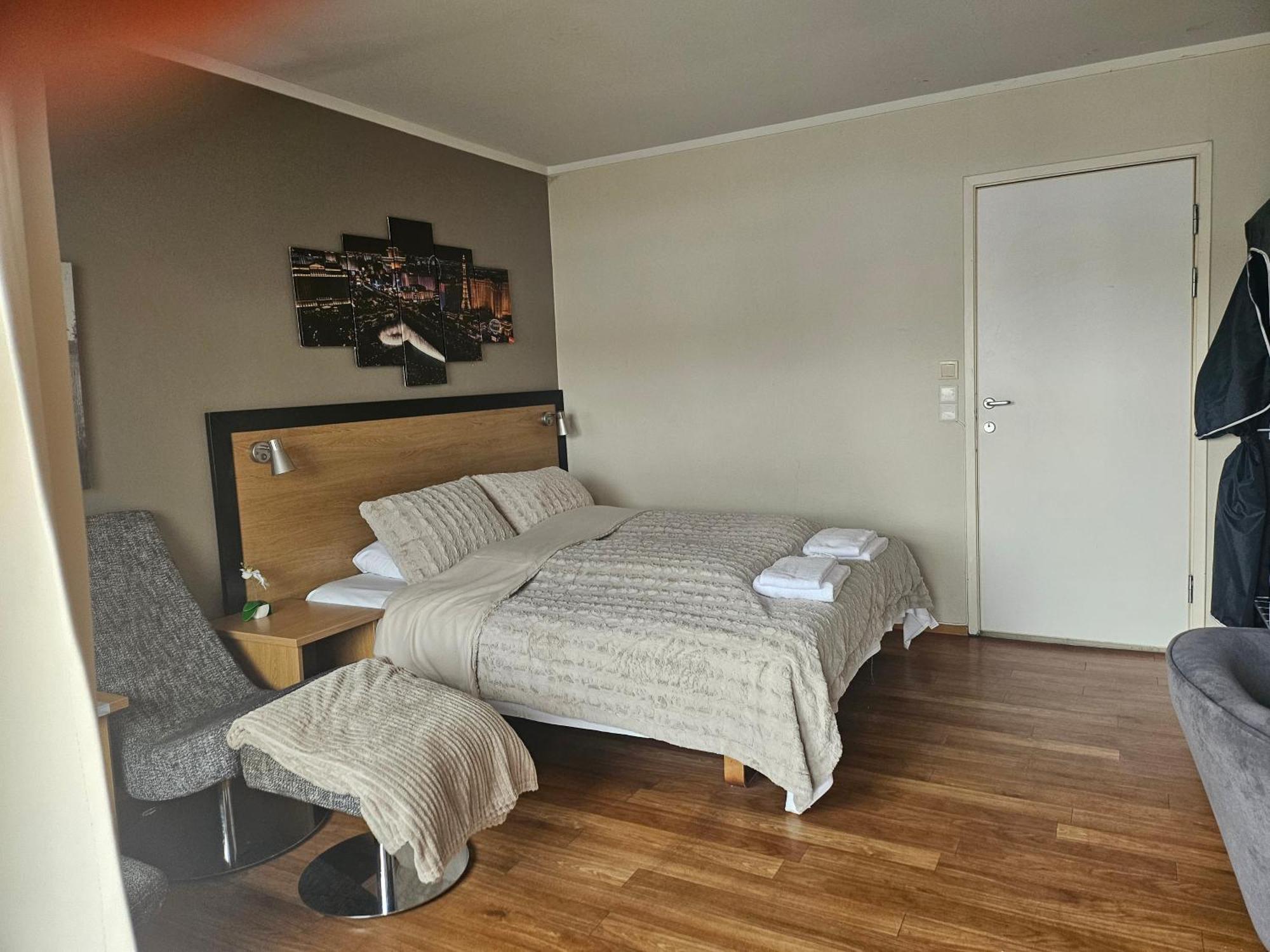 Motell Lier Exteriér fotografie